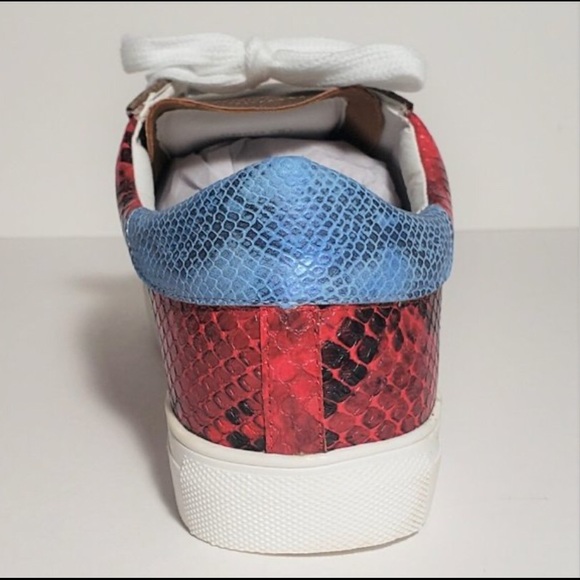 Red Snake Skin Texture Lace Up Sneakers Size 10 - Picture 4 of 6